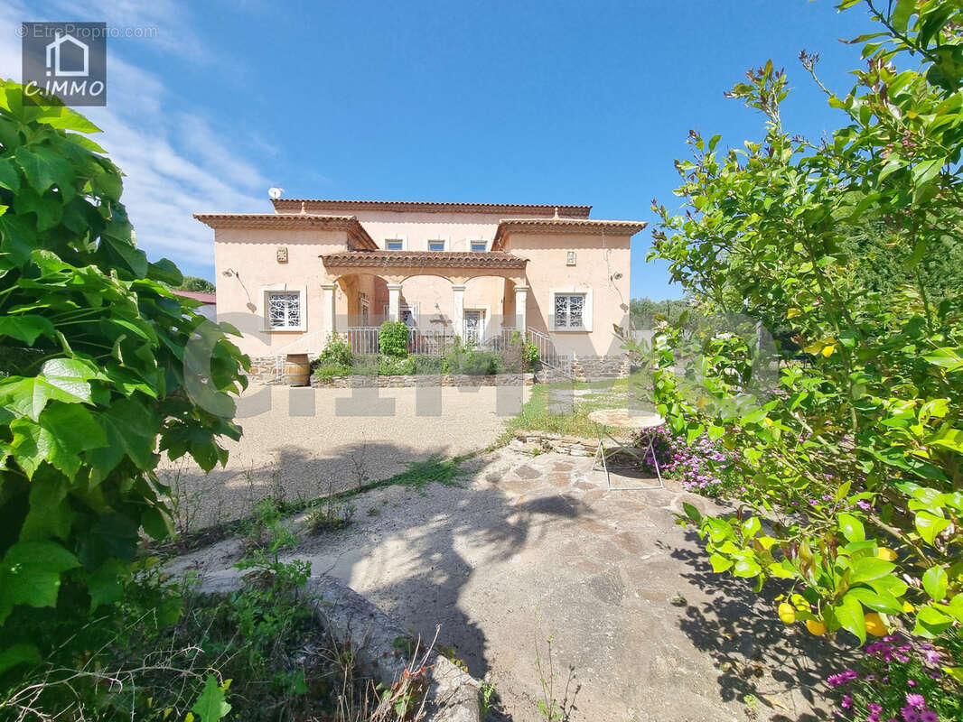 Maison à ESPONDEILHAN