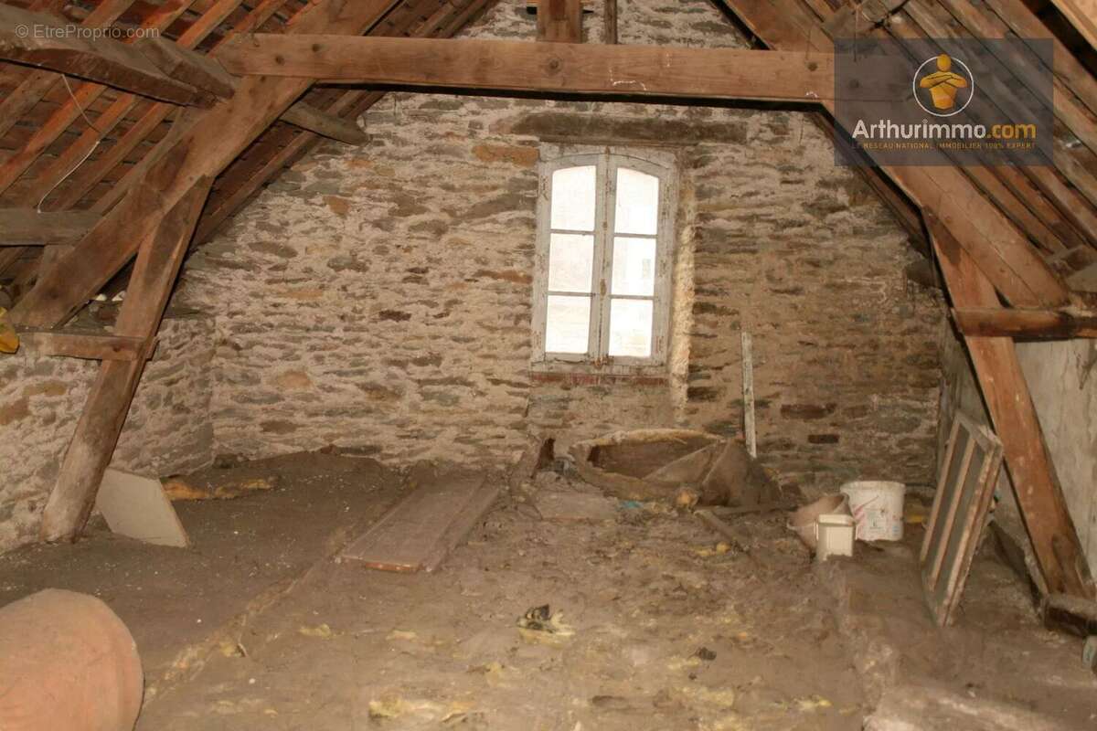 Maison à JOSSELIN