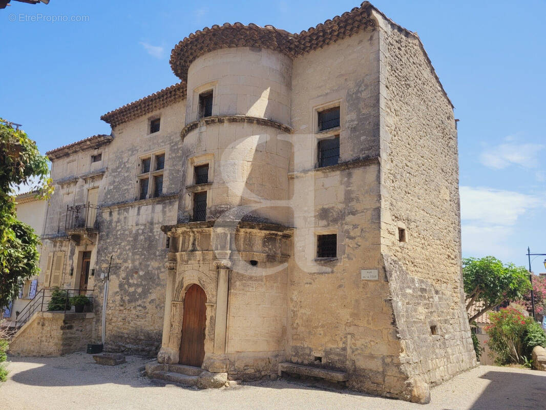 Maison à GRIGNAN