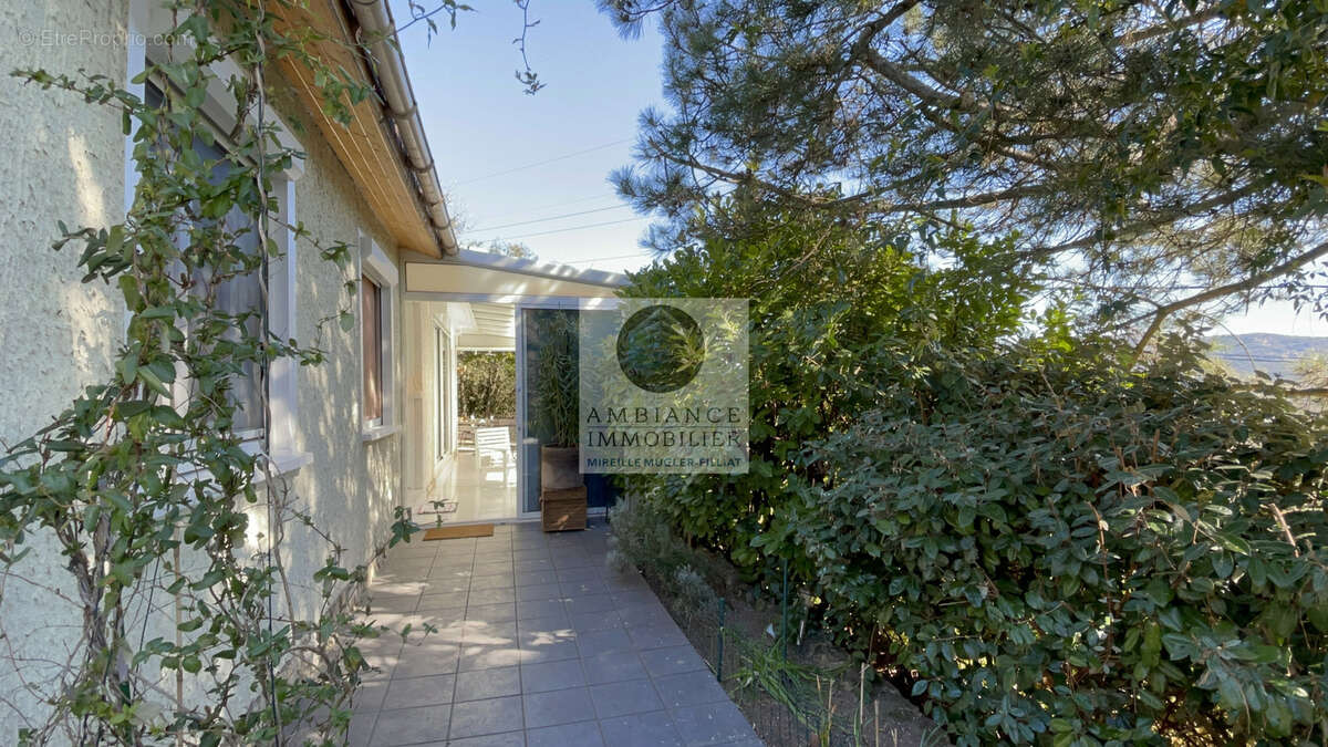 Maison à SAINT-PERAY