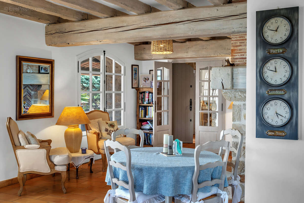 Maison à PEYMEINADE