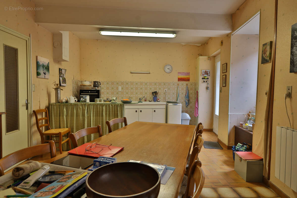 Maison à SAINT-GEORGES-D'ESPERANCHE