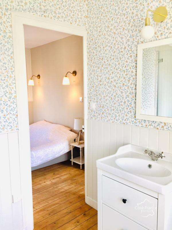 Maison à FERMANVILLE