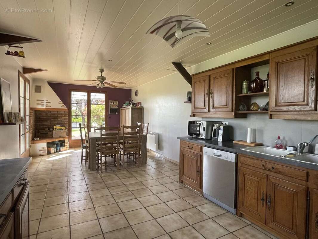 Maison à SAINT-JEAN-POUTGE