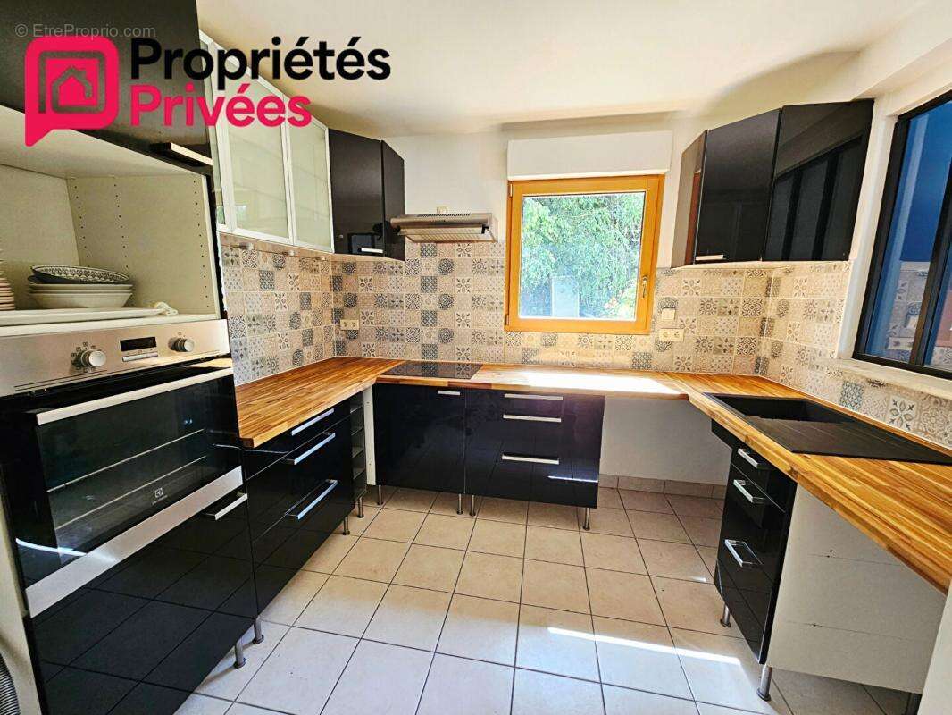Appartement Segre 5 pièce(s) 142 m2  4 chambres, plain pied avec terrain - photo 3