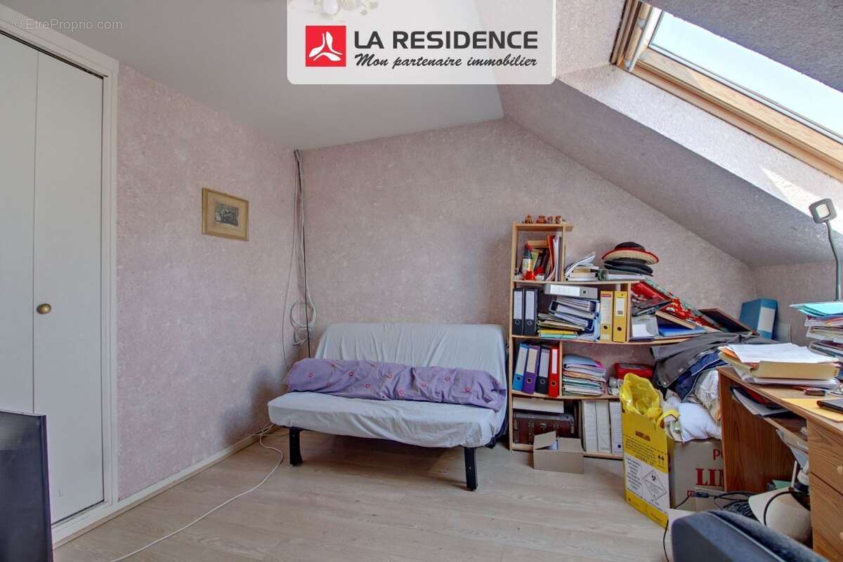 Maison à LES MUREAUX