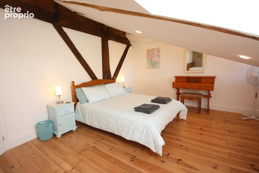 Superbe maison en pierre impeccable de 4 chambres avec grange et jardin dans un village populaire - photo 10