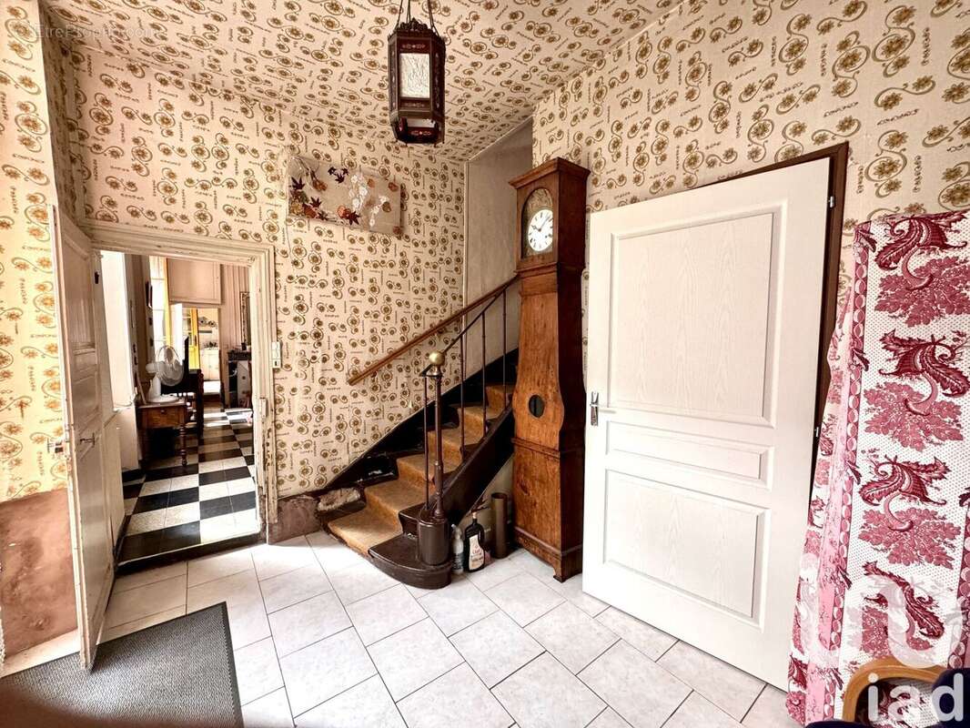 Photo 8 - Maison à PONT-SUR-YONNE