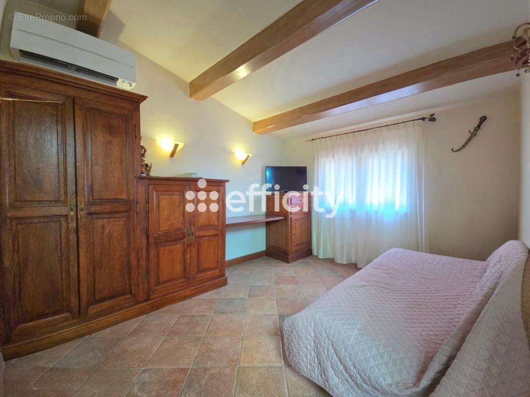Maison à MARSEILLE-10E