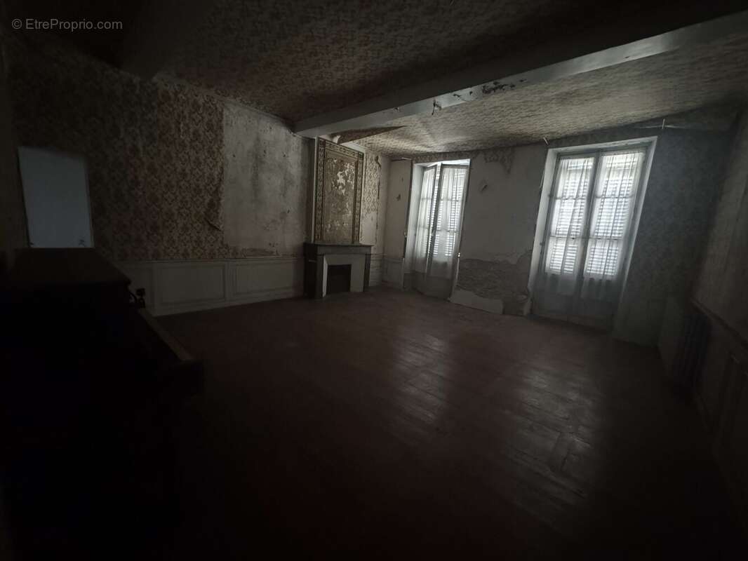 Maison 910 m² à Mugron  - photo 2