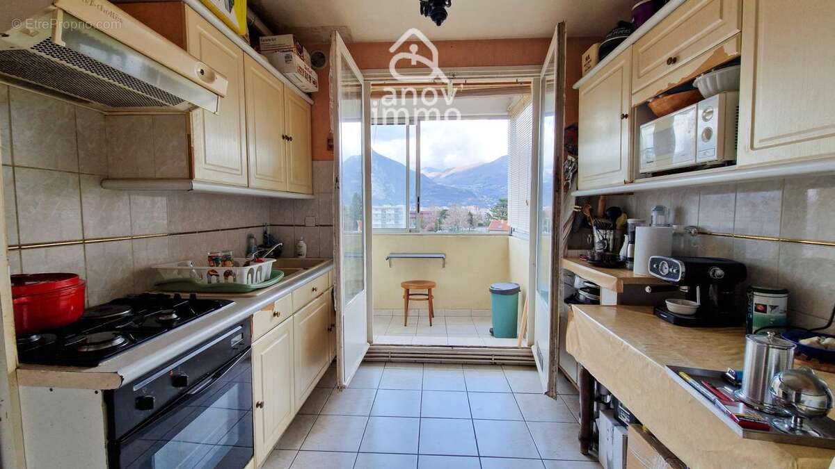 Appartement à FONTAINE