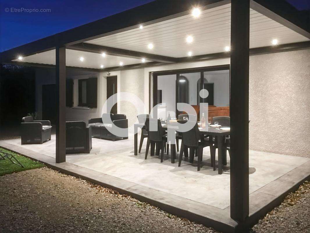 Maison à SAINT-ALBAN-AURIOLLES