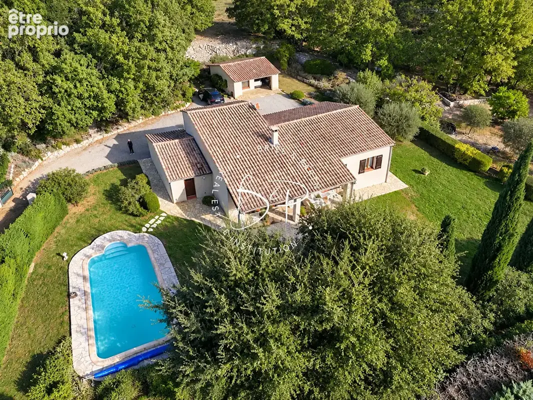 Lorgues, propriété au calme absolu avec piscine et pool house - photo 3