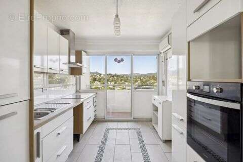 Appartement à MANDELIEU-LA-NAPOULE