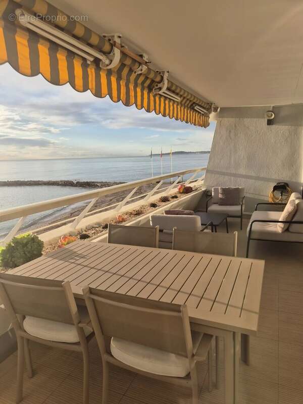 Appartement à VILLENEUVE-LOUBET
