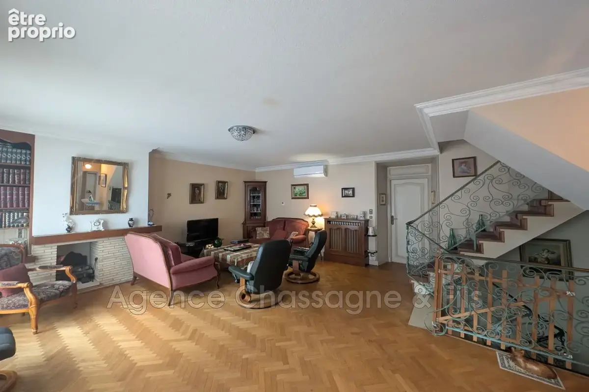 Maison 9 pièces 200 m² à vendre à Brive-La-Gaillarde (19100) - photo 3