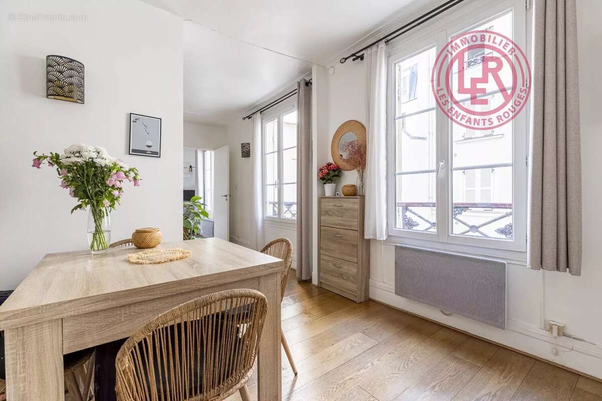 Appartement à PARIS-11E