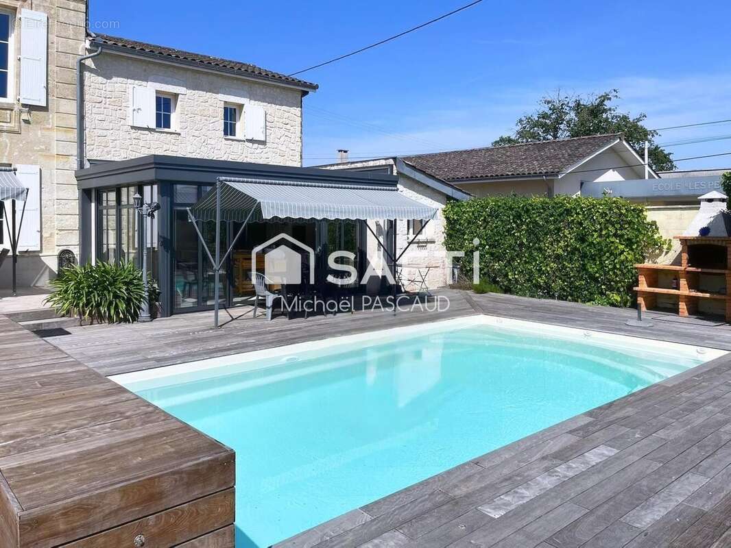 Photo 2 - Maison à SALIGNAC