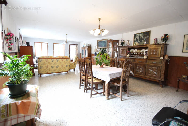 Maison à PONT-SAINTE-MAXENCE