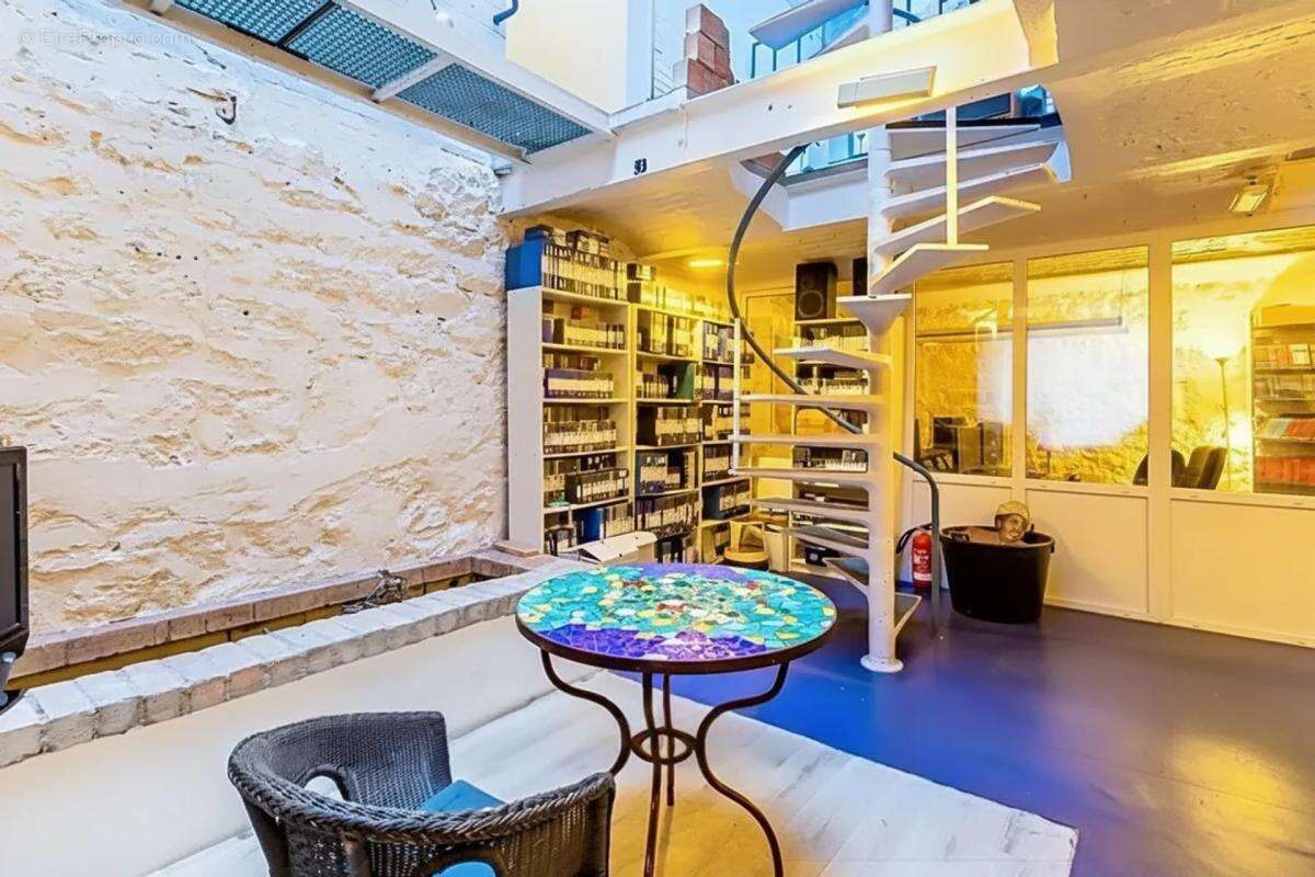 Appartement à PARIS-11E