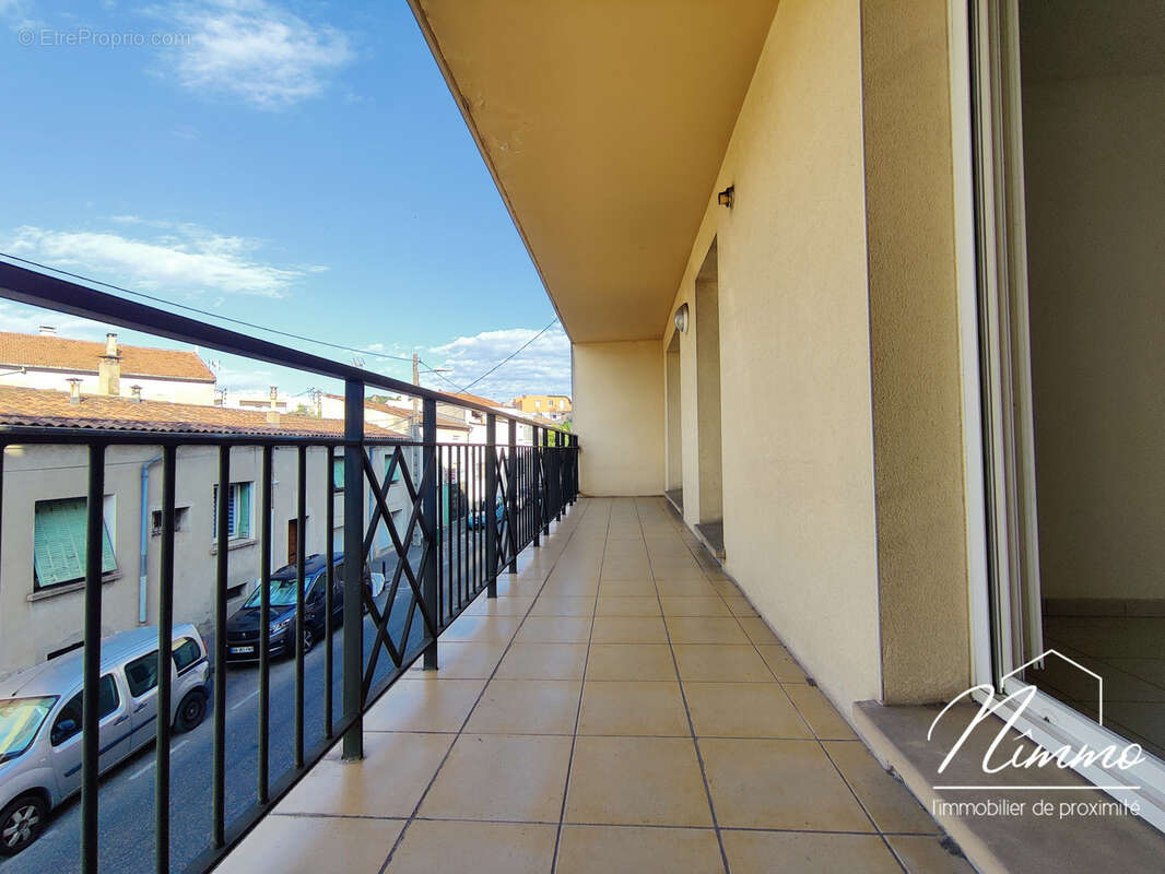 Exclusivite nimes dalzon appartement t2 terrasse parking ascenseur - photo 8
