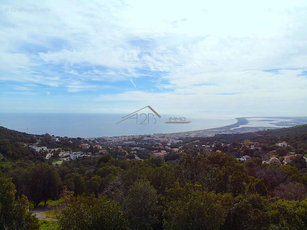 Terrain à BASTIA