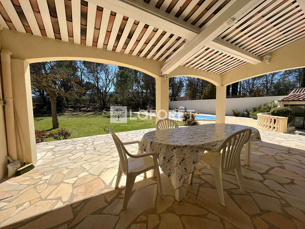 Maison à SAINT-MAXIMIN-LA-SAINTE-BAUME