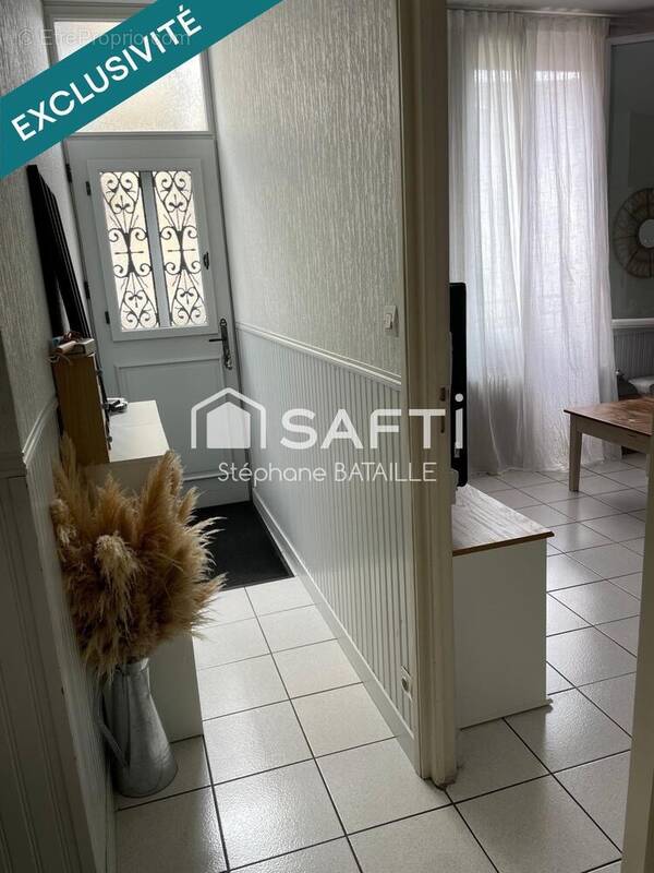 Photo 1 - Maison à CHATELLERAULT