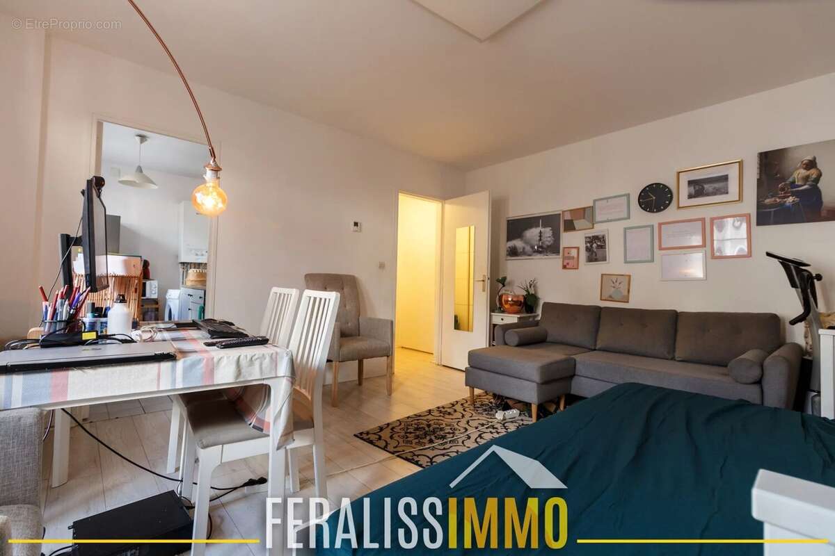 Appartement à COURDIMANCHE
