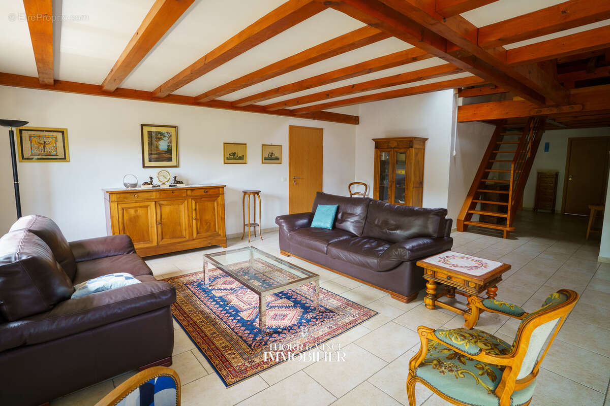 Duplex 6 pièces - 157m2 - Terrain 10 ares - Bendorf - photo 16
