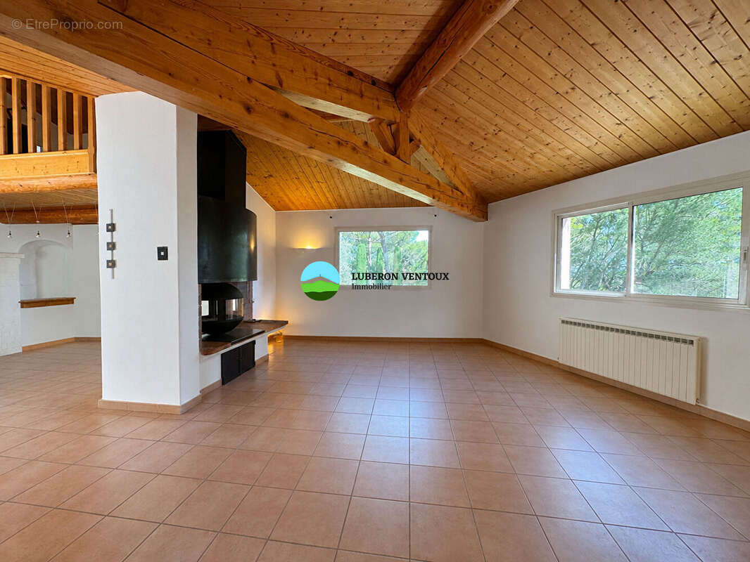 Maison Pernes Les Fontaines 5 pièce(s) 185 m2 - photo 5