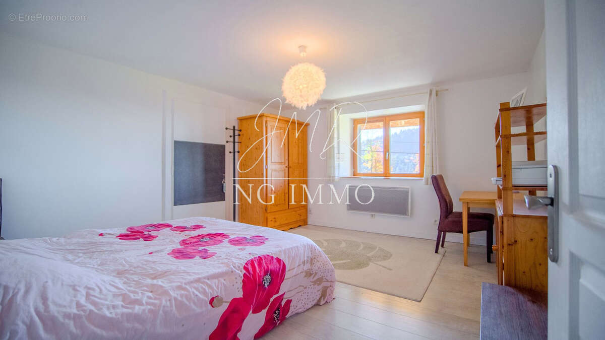 Maison à SAINT-JEAN-DE-THOLOME