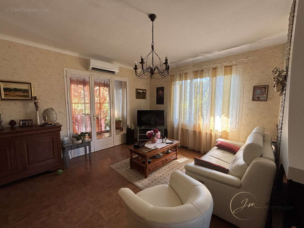 Maison 115 m² à Moules-Et-Baucels  - photo 8