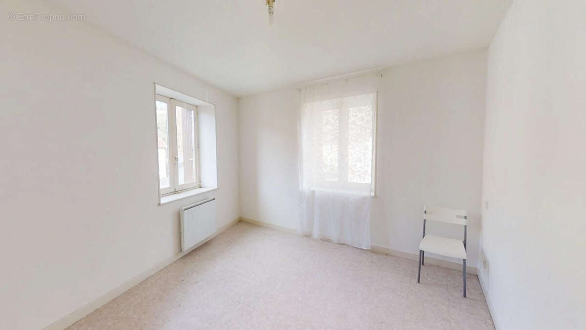 Appartement à AUBUSSON-D'AUVERGNE