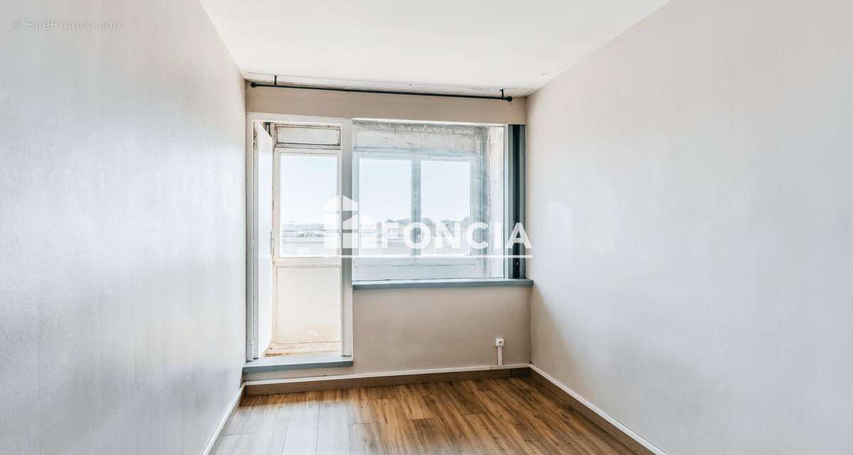 Yutz Appartement 4 piéces - photo 3