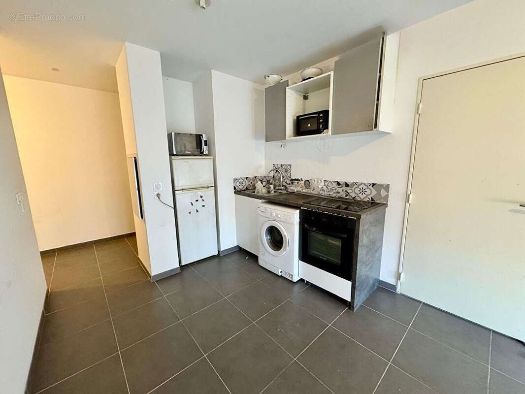 Appartement à MARSEILLE-1E