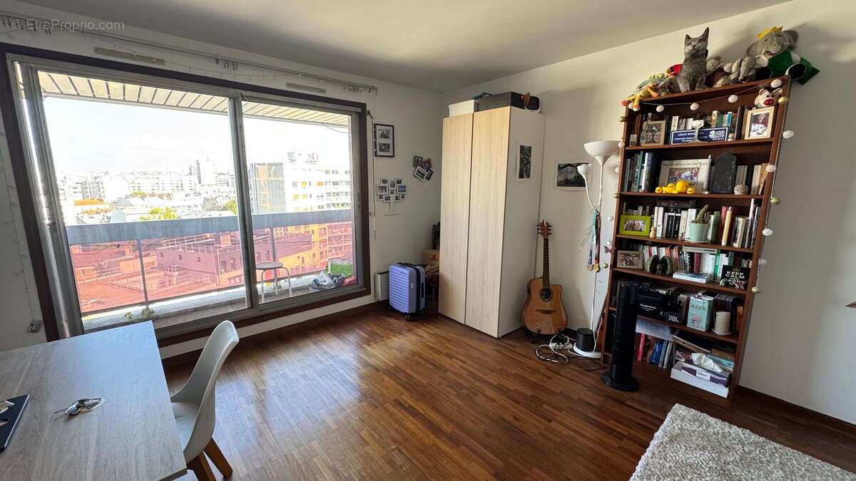 Appartement à PARIS-12E