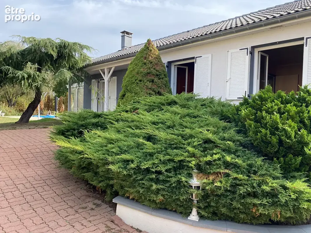 LUNÉVILLE - Maison de plain-pied avec piscine sur terrain de 1 372M² - photo 16