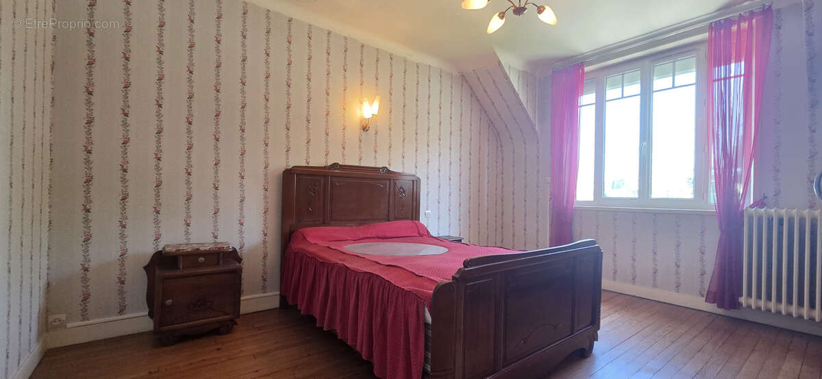 Maison à GRANDCAMP-MAISY