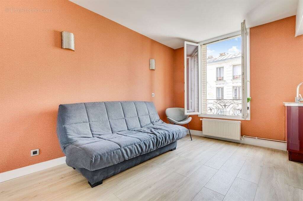 Appartement à PARIS-20E