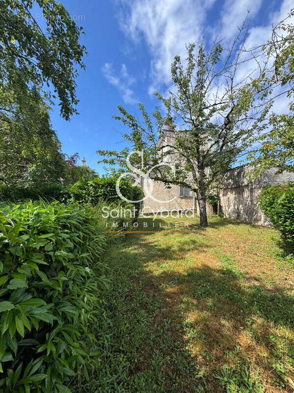 Maison Angouleme - Quartier la madeleine - 151m² environ - photo 2