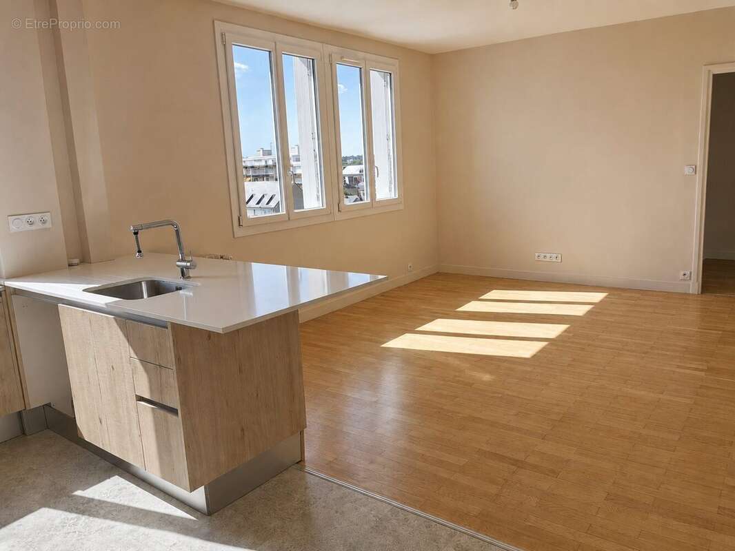 Appartement 57 m² à Tours  - photo 5