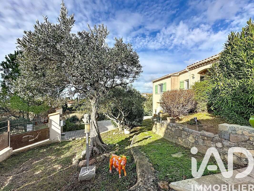 Photo 2 - Maison à AUPS