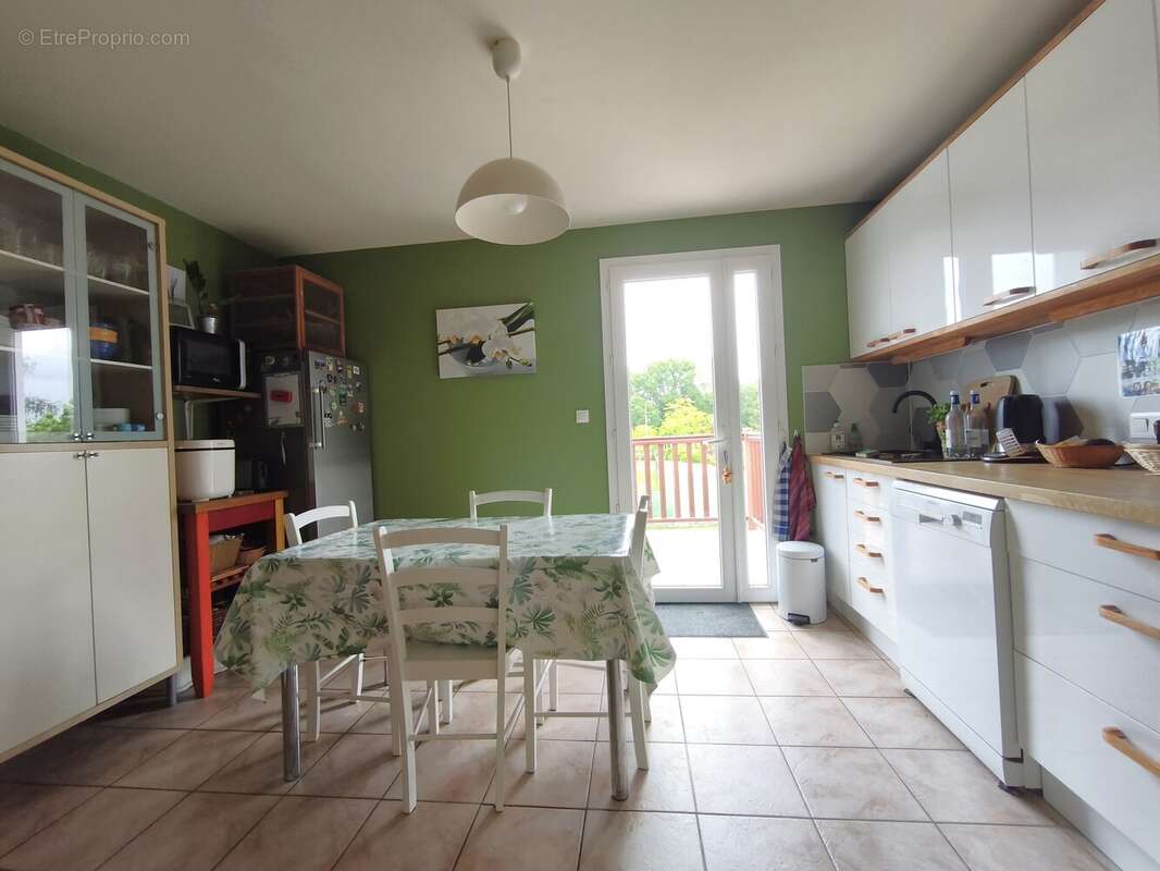 Maison 115 m² à Angouleme  - photo 9