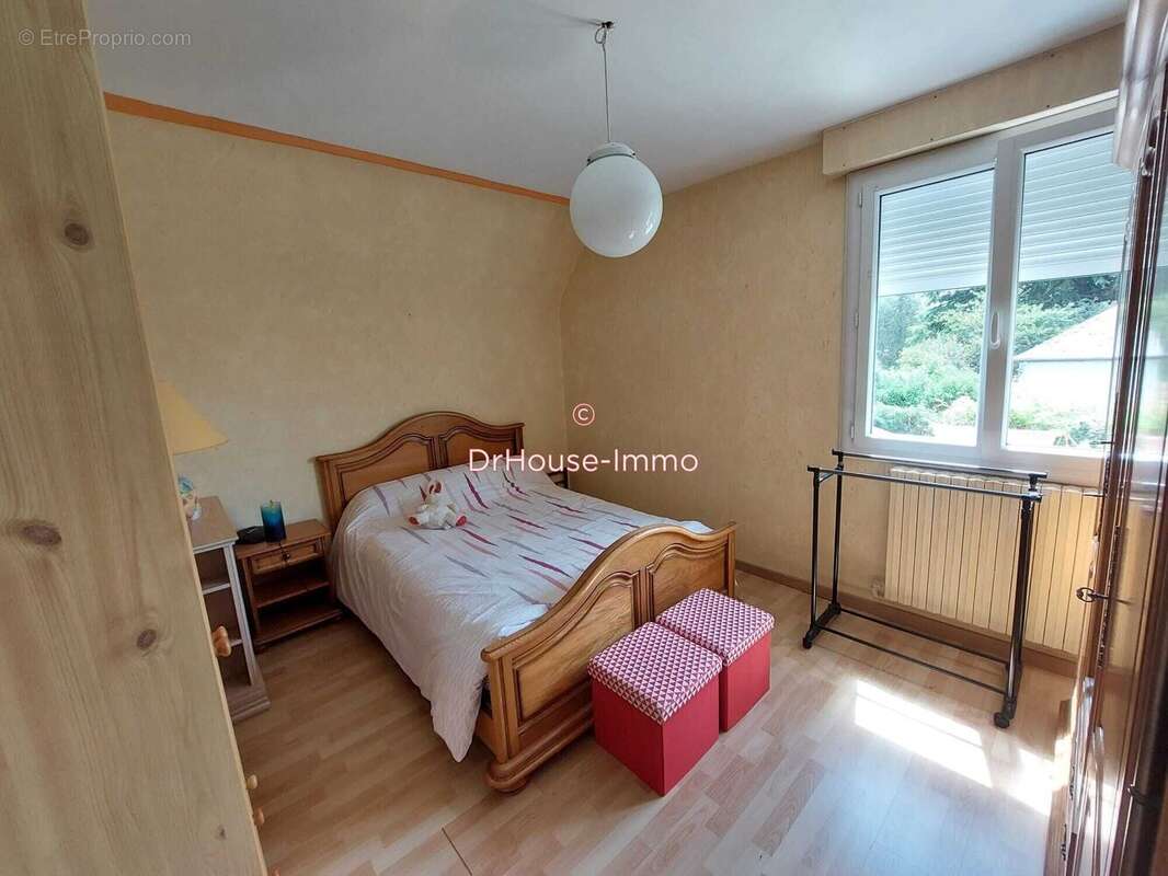 Maison à SAINT-GERVAIS-EN-BELIN