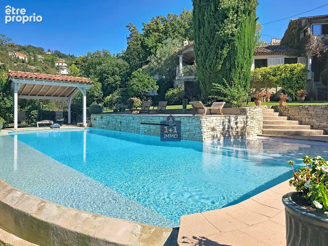 Maison 8 pièces 283 m² à vendre à Callian (83440) - photo 2