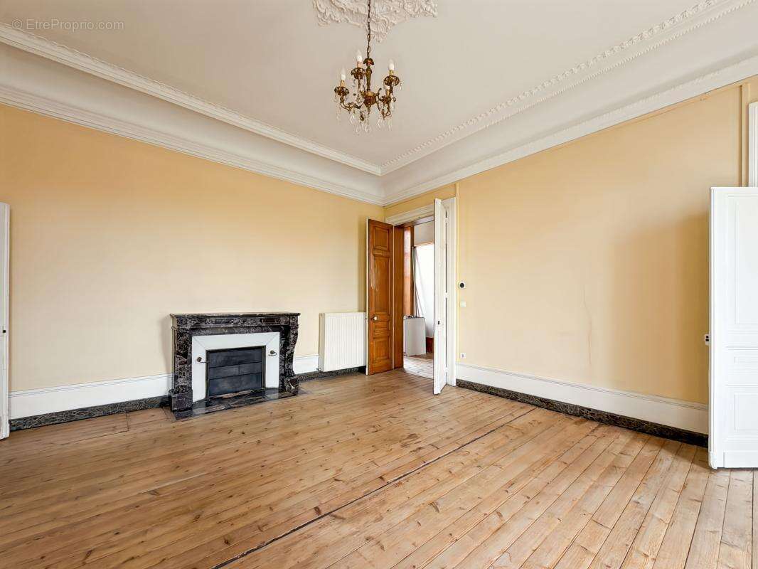 Appartement À Vendre - photo 5