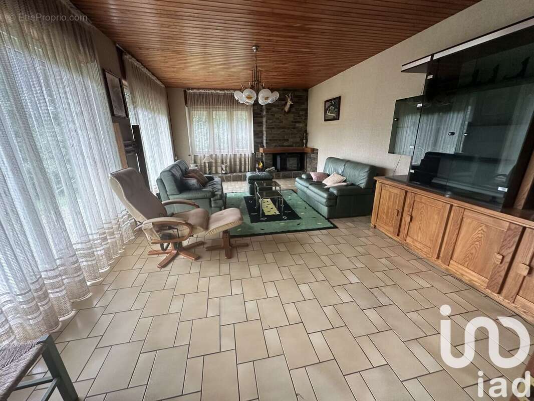 Maison 95 m² à Garlan  - photo 3