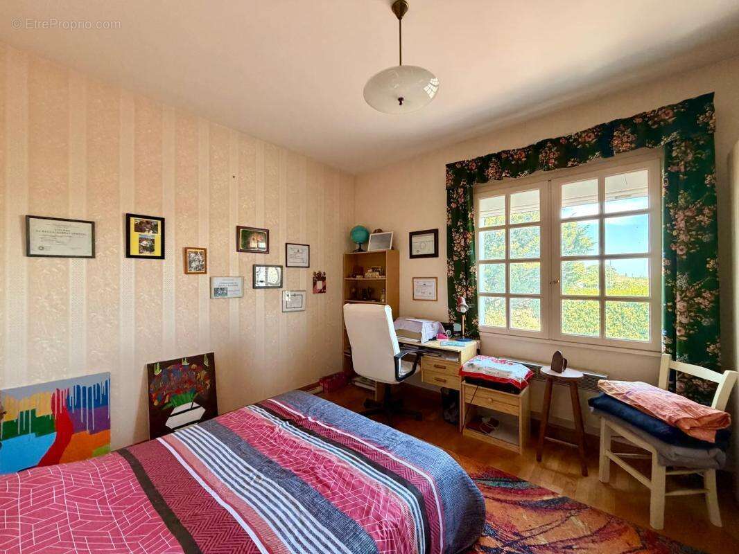 Maison de 5 pièces de 164 m² situé à Irais - photo 9