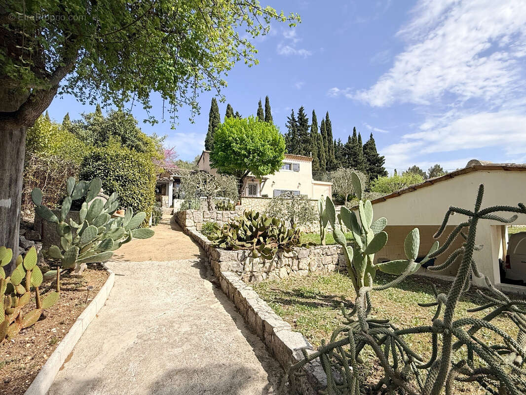 Maison à PEYMEINADE